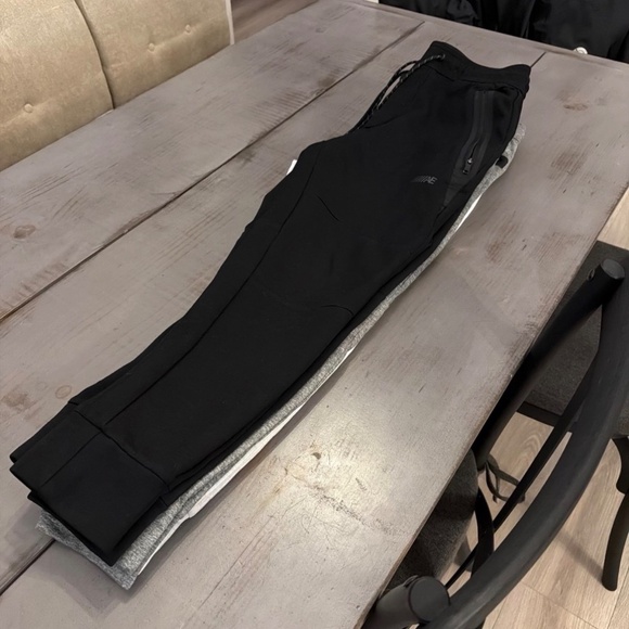 American Eagle Joggers men’s Small - Picture 10 of 10